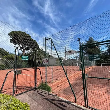 Apartment 4 Personnes Mer, Piscine, Parking, Tennis, Wifi Antibes